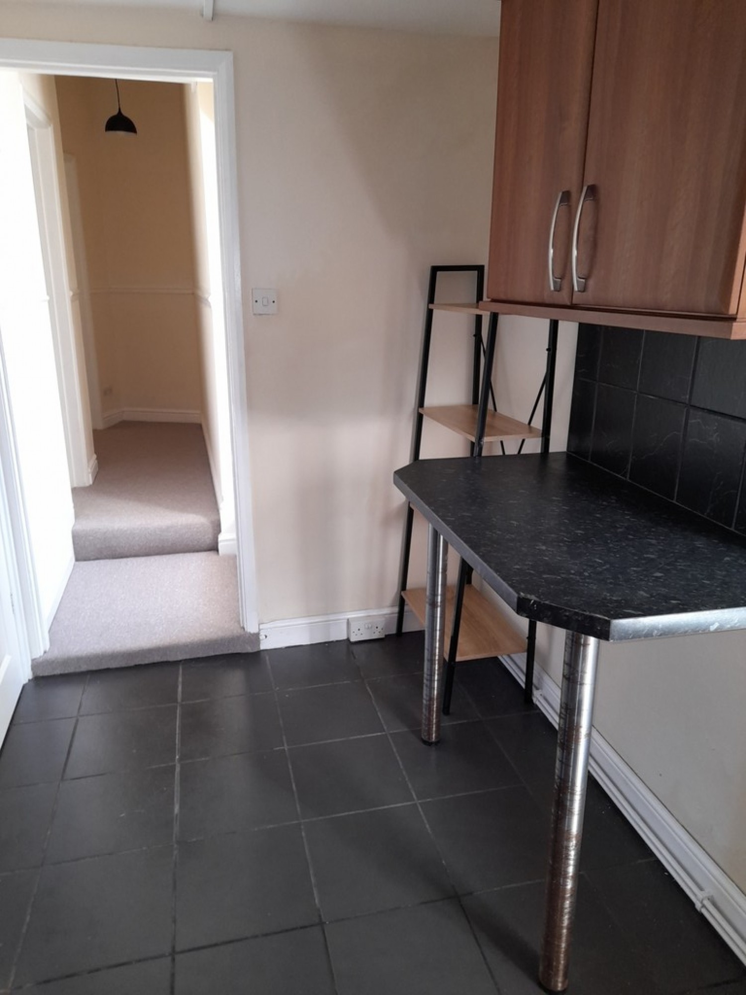 1 bedroom Flat for Letting Newport