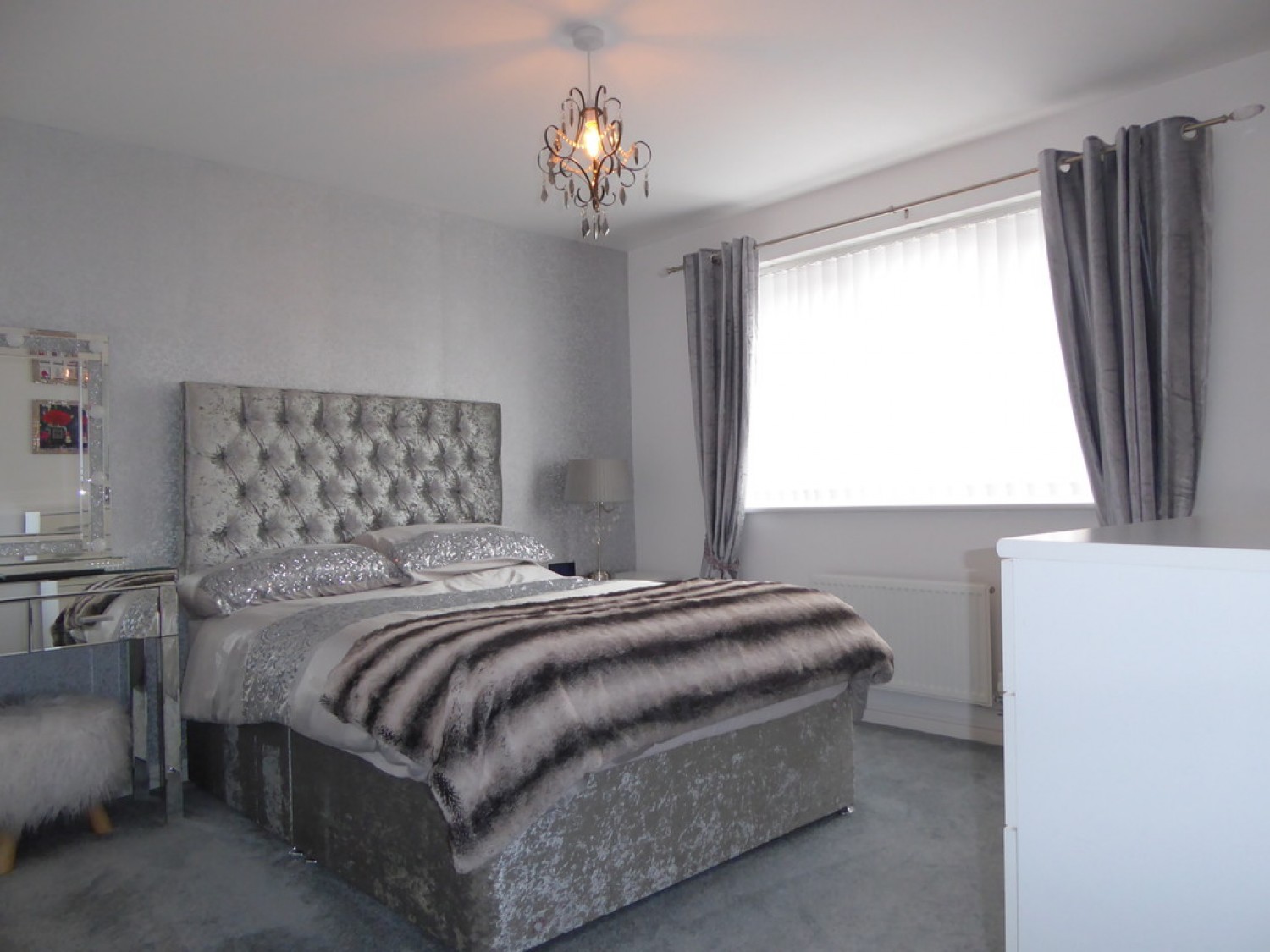 5 bedroom House for Sale Cedar Gardens, Newport