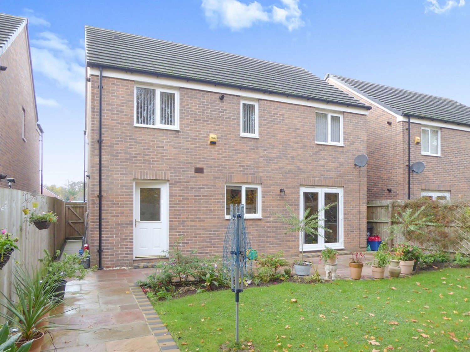 5 bedroom House for Sale Cedar Gardens, Newport