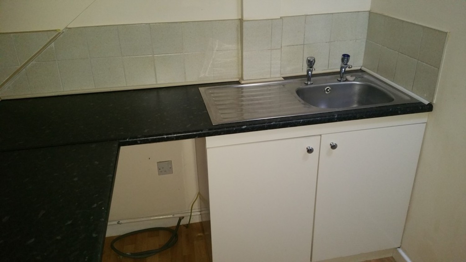 1 bedroom Flat for Letting Flat 6, 12 Church St