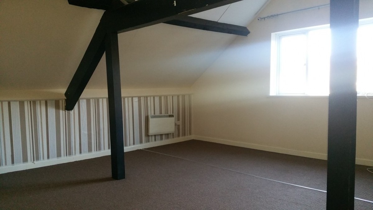 Flat 6, 12 Church St