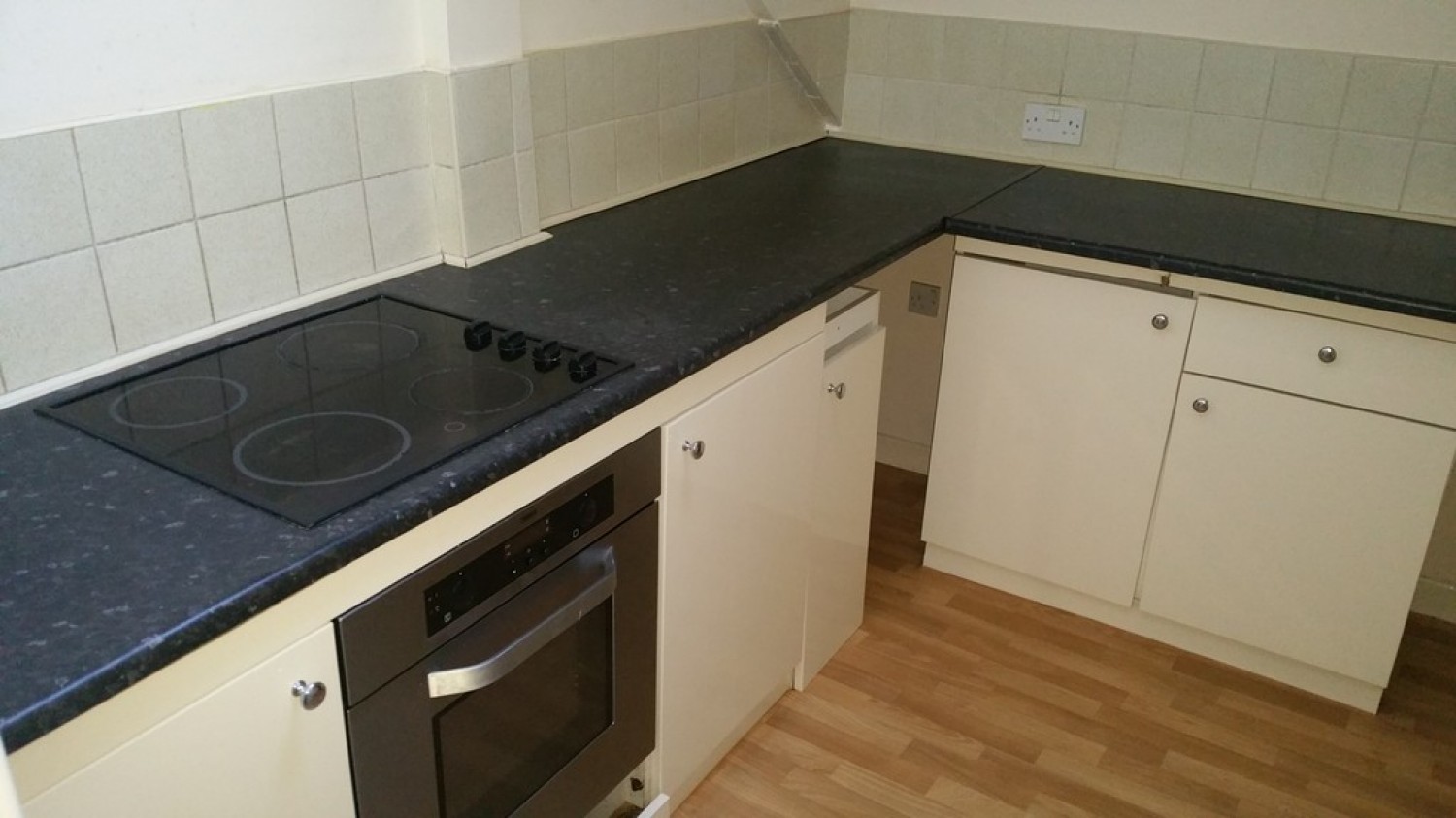 1 bedroom Flat for Letting Flat 6, 12 Church St