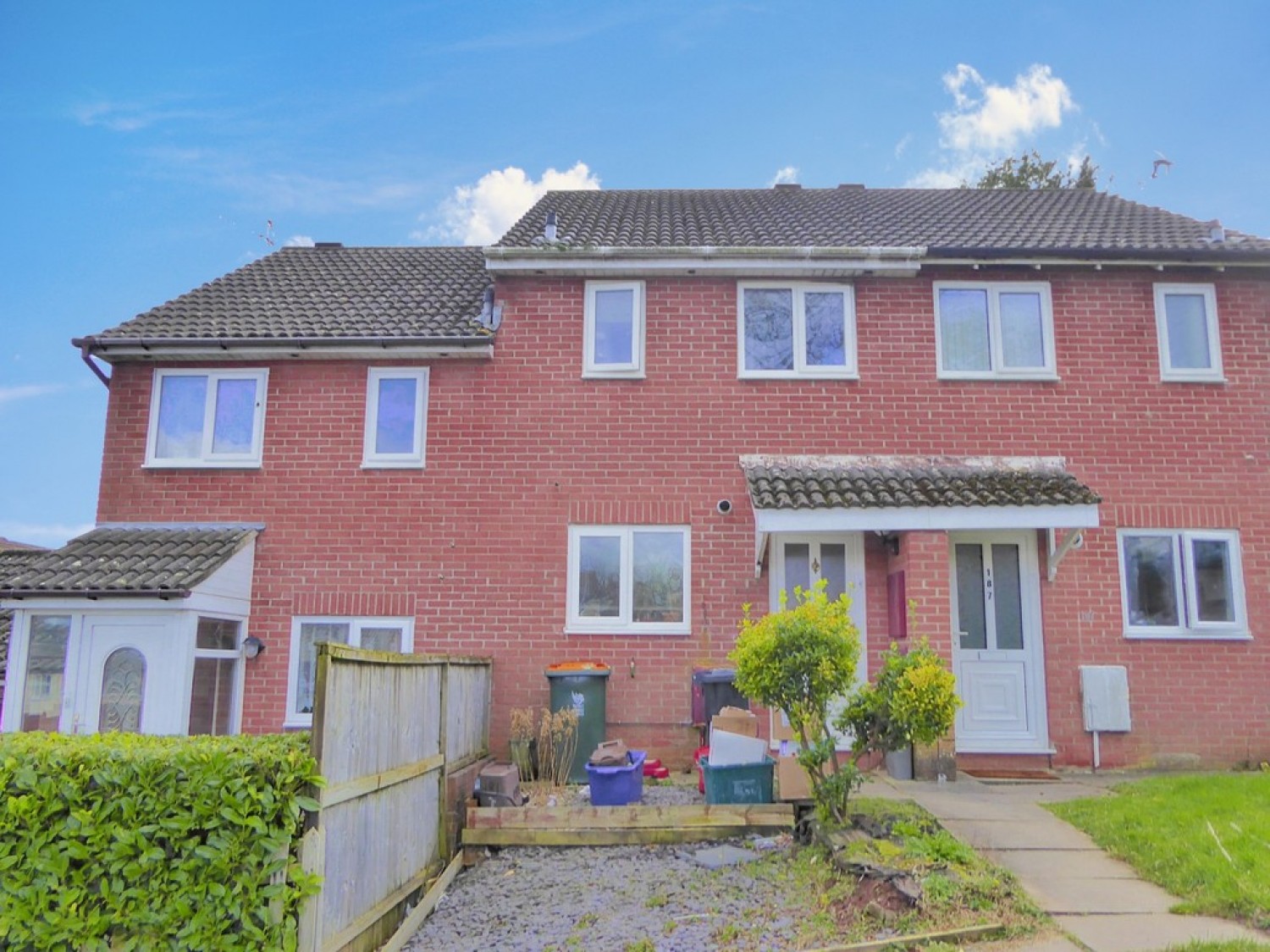 2 bedroom House for Sale Mill Heath, Bettws