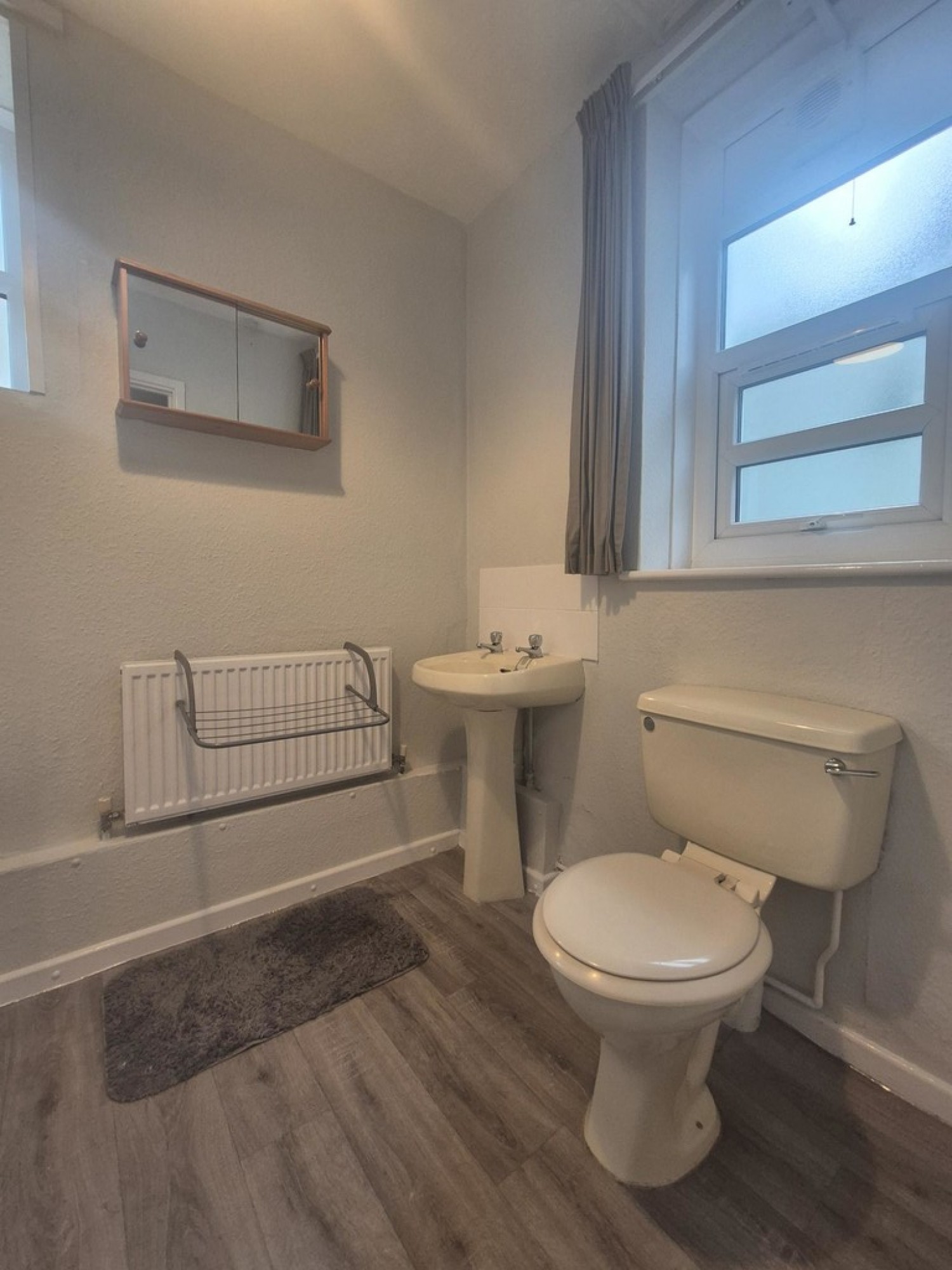 1 bedroom Flat for Letting Park Square, Newport, Newport