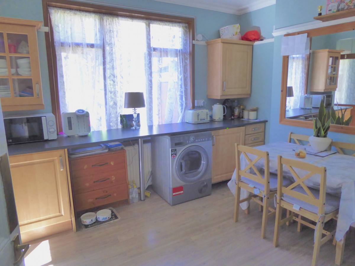 Tennyson Road, Beechwood