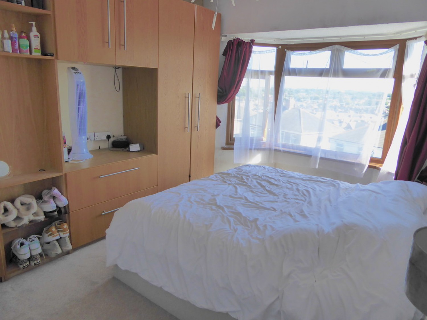 3 bedroom House for Sale Tennyson Road, Beechwood