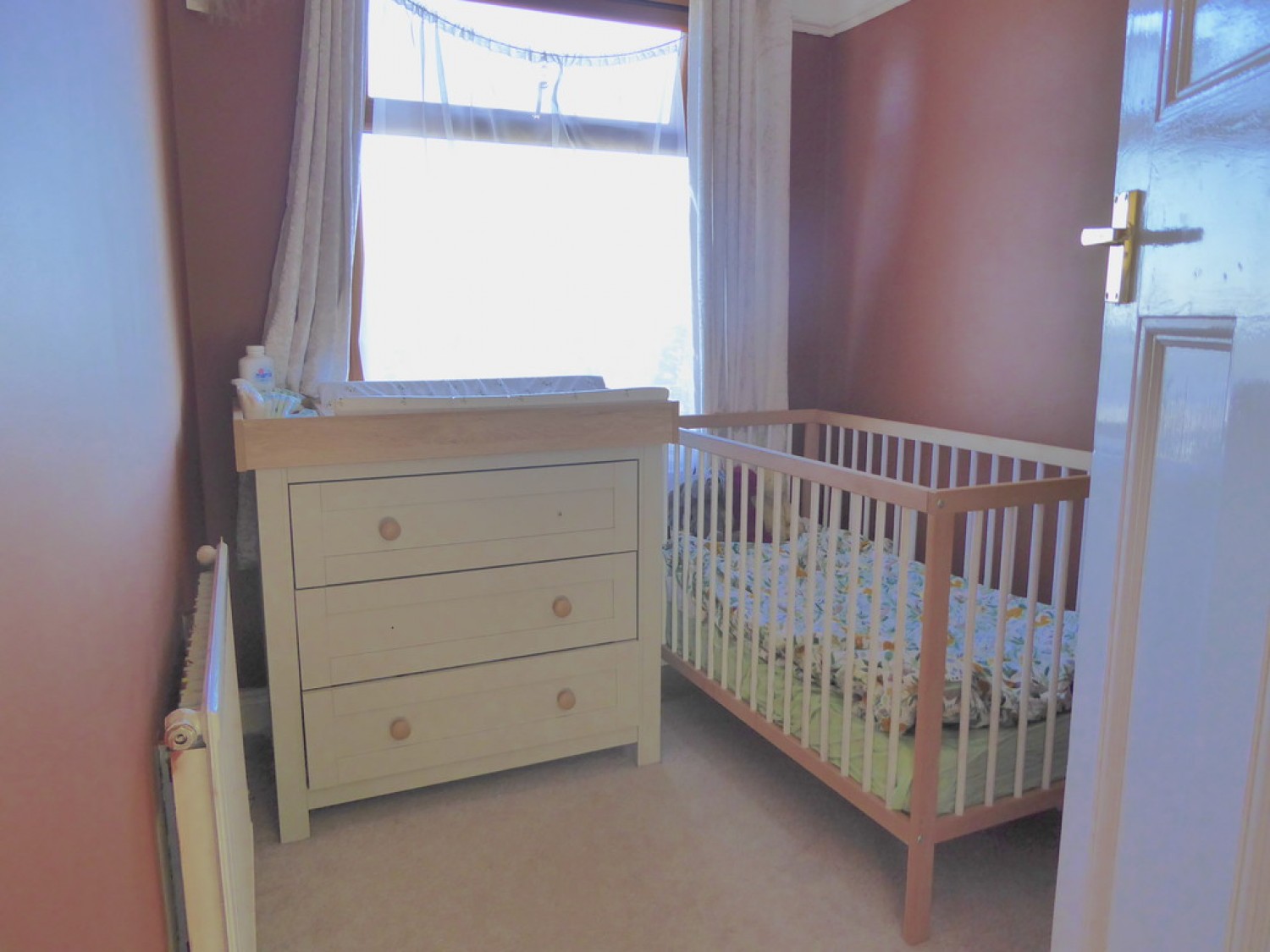 3 bedroom House for Sale Tennyson Road, Beechwood