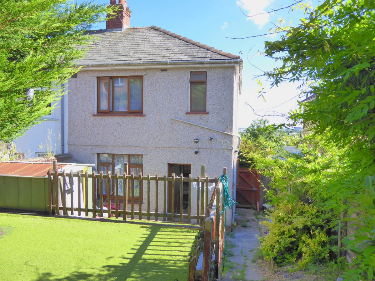 Tennyson Road, Beechwood