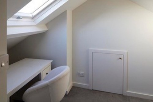 Attic Room, 115a Lower Dock Street