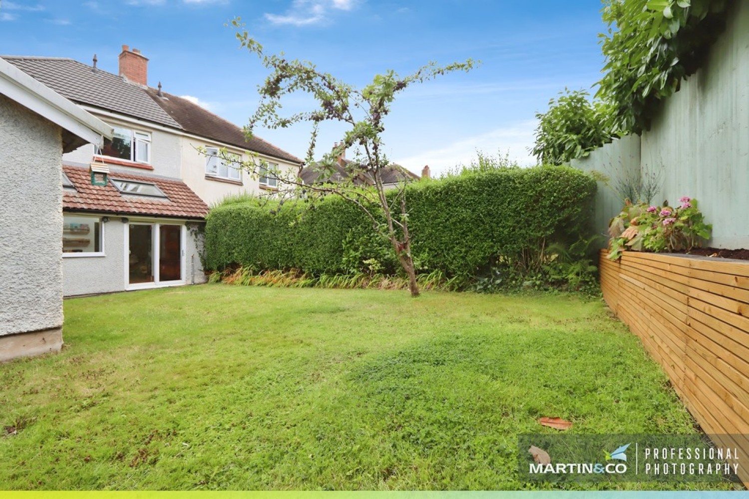Glasllwch Crescent, Newport
