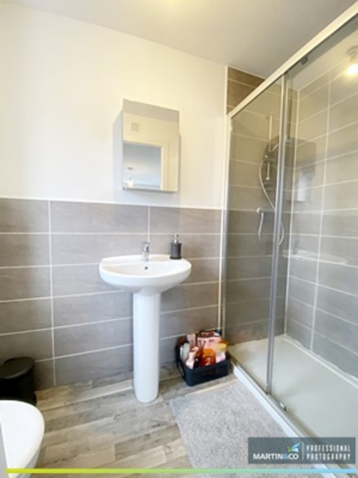 Hot Mill Close, Glan Llyn