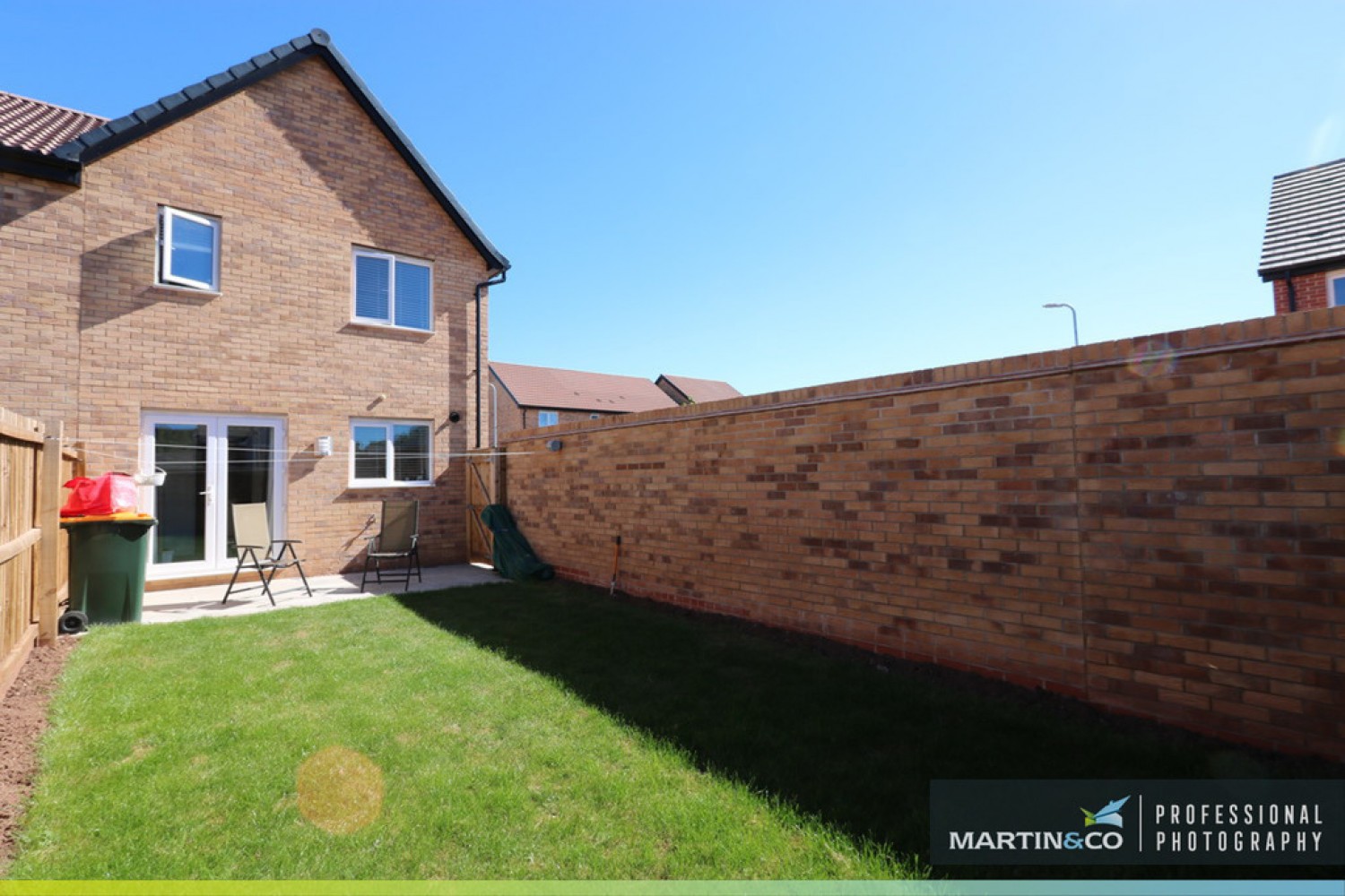 Hot Mill Close, Glan Llyn