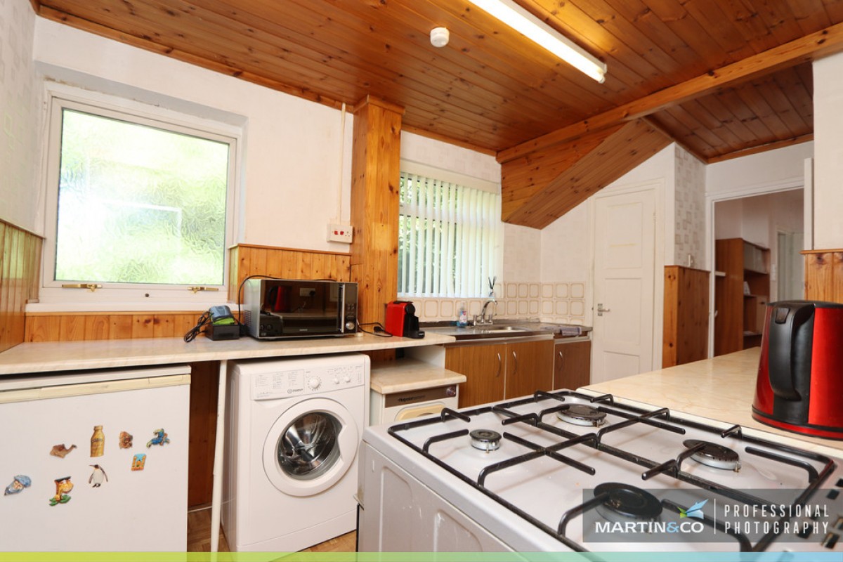 Nant Celyn Close, Pontnewydd