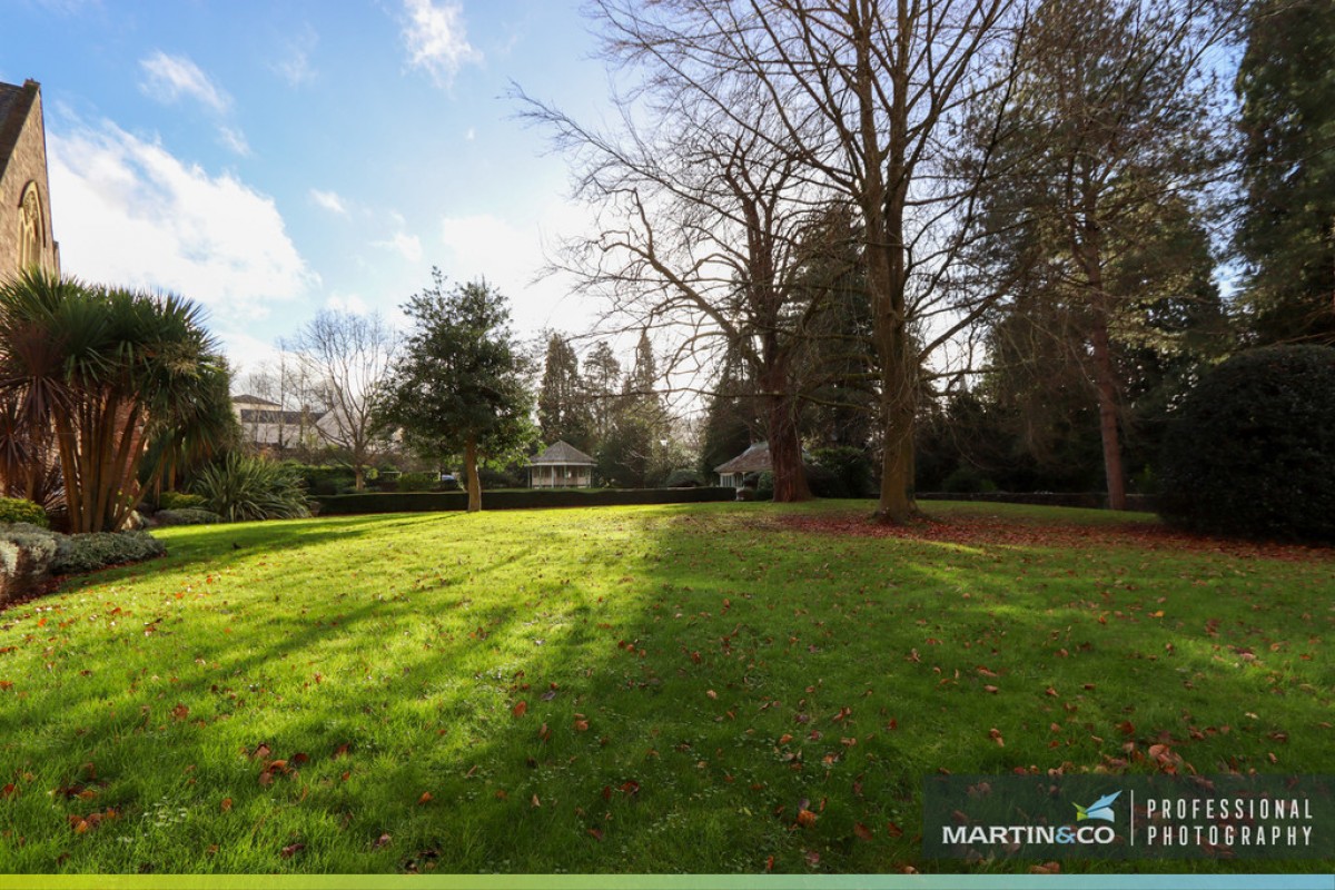 Sarno Square, Abergavenny