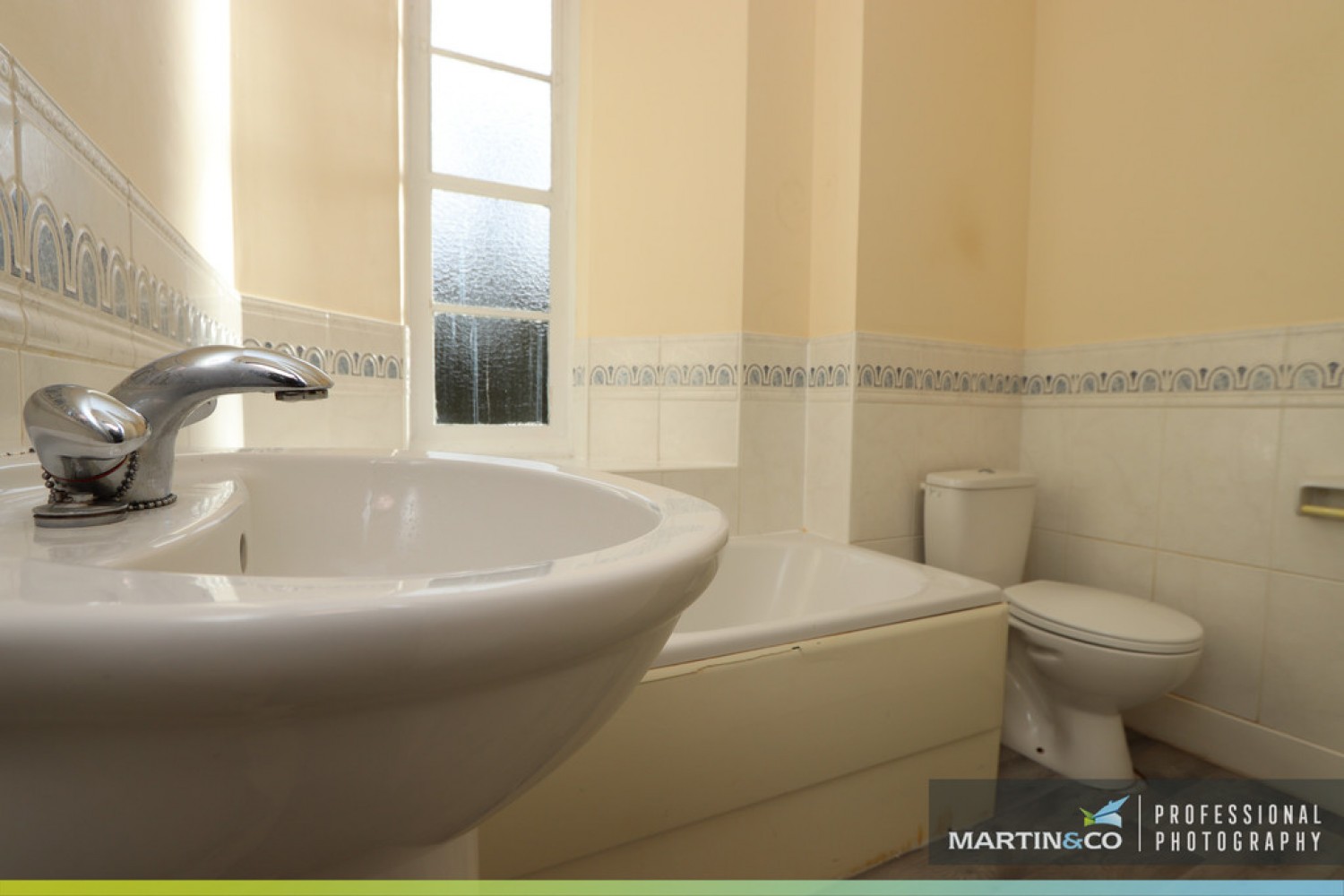 2 bedroom Flat in Sarno Square, Abergavenny