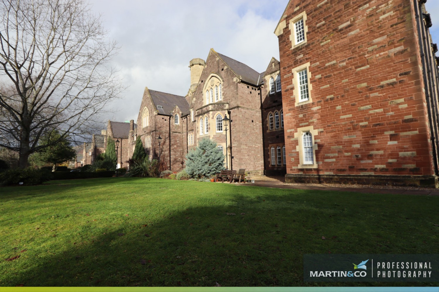 2 bedroom Flat in Sarno Square, Abergavenny