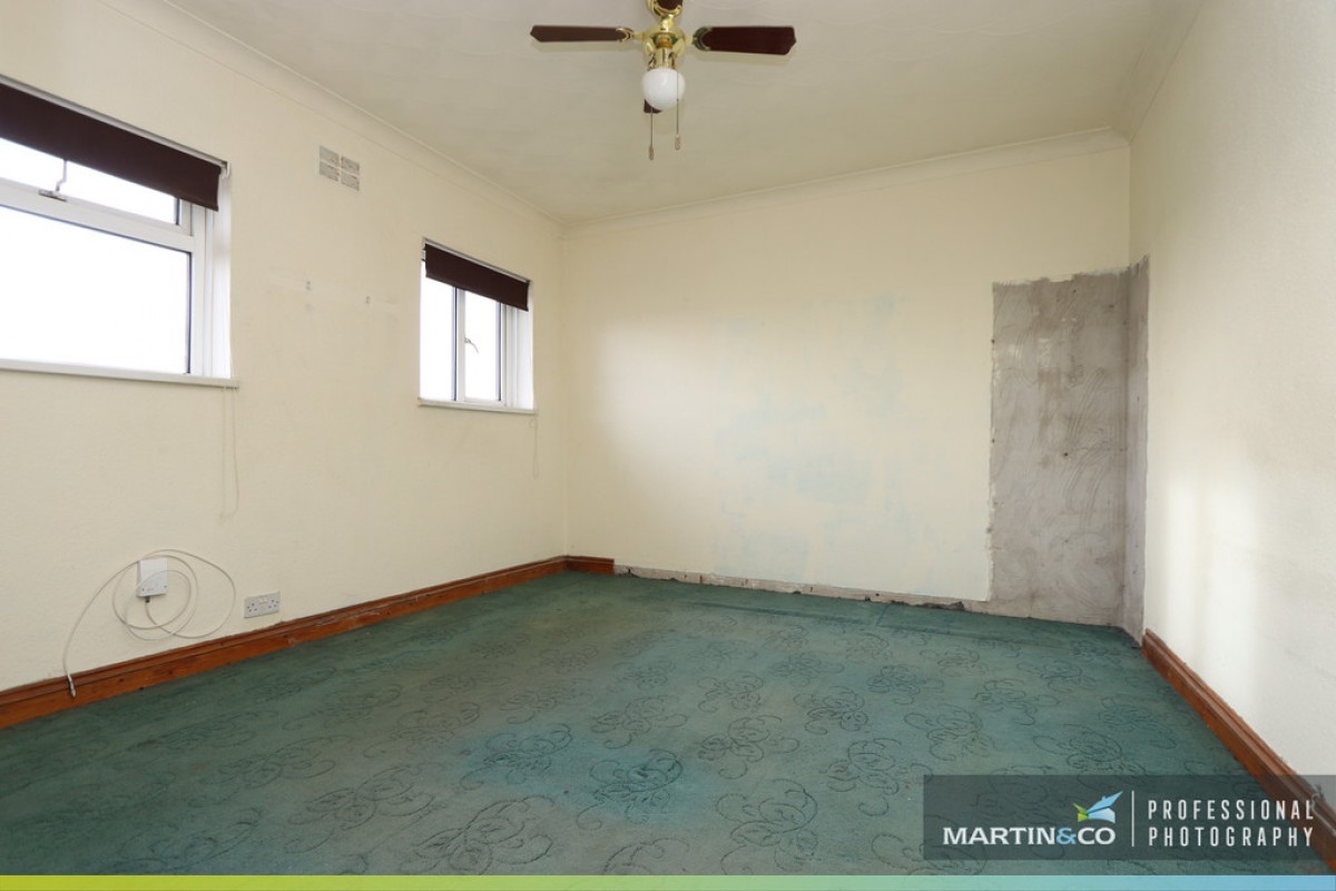 Delius Close, Newport