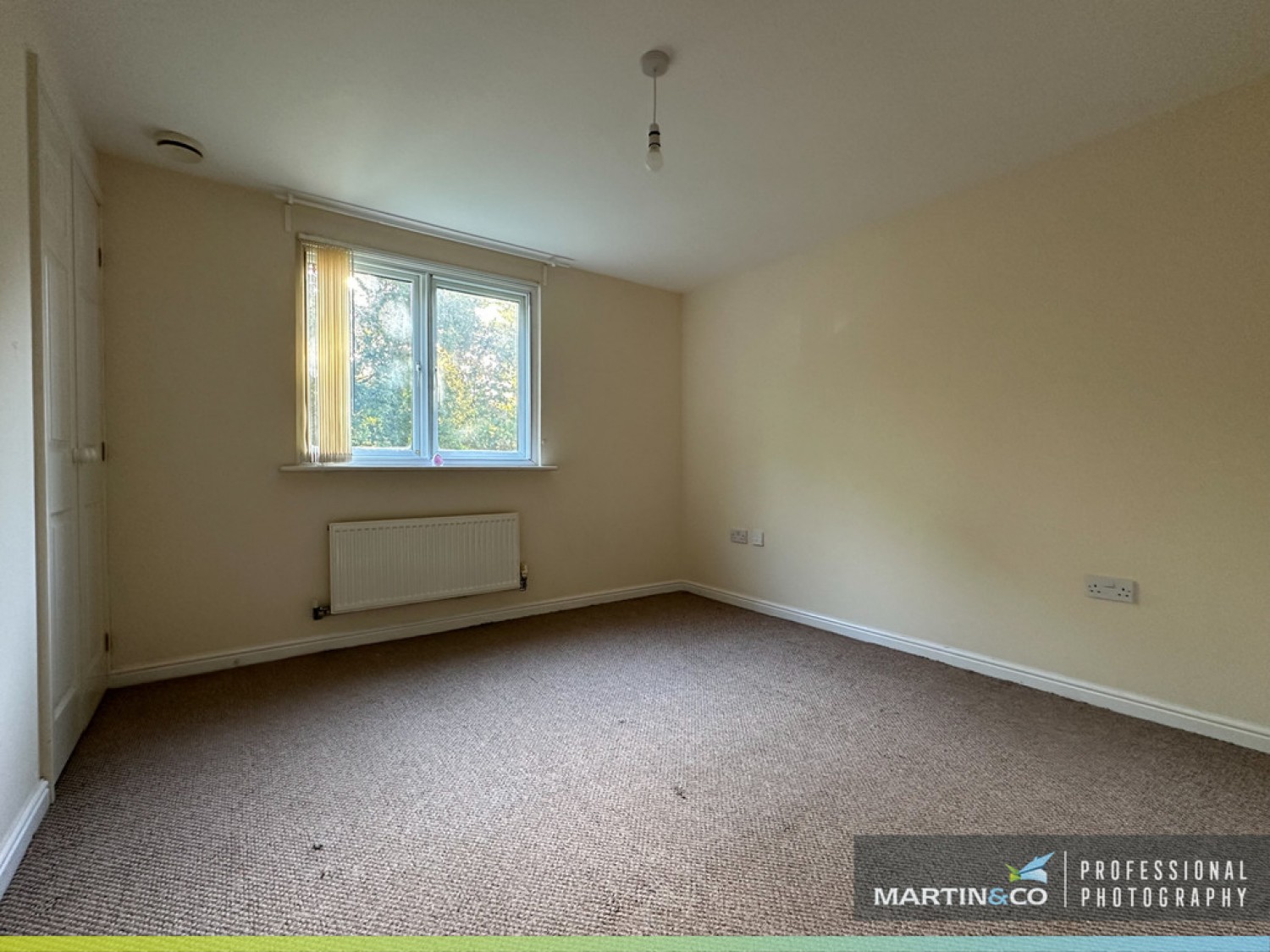 2 bedroom Flat for Sale Whitworth House, Golden Mile View