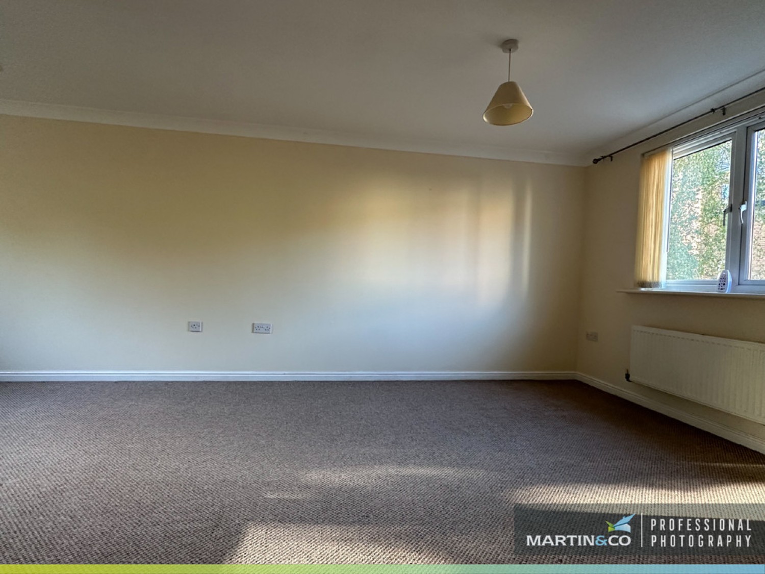 2 bedroom Flat for Sale Whitworth House, Golden Mile View