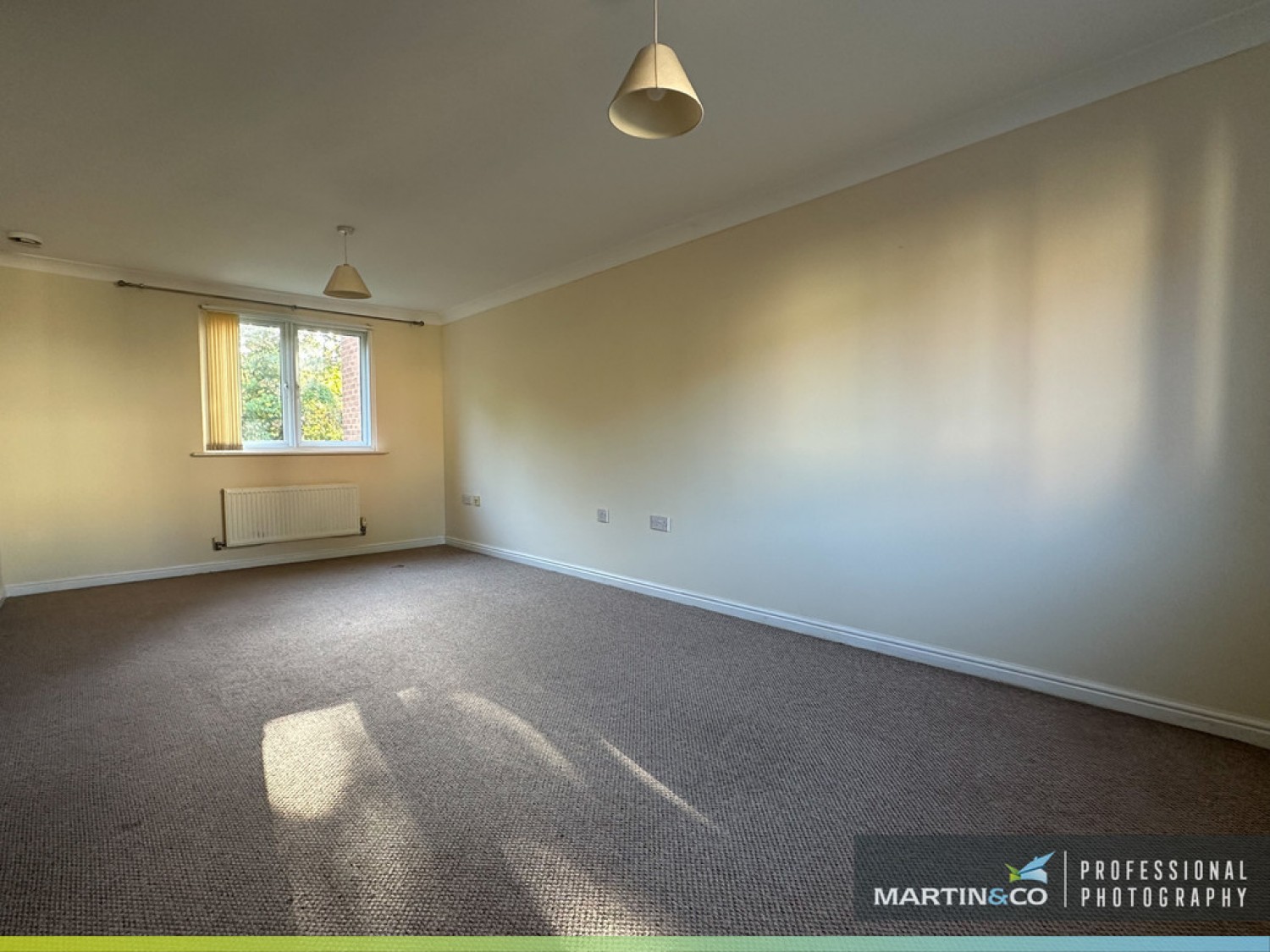 2 bedroom Flat for Sale Whitworth House, Golden Mile View