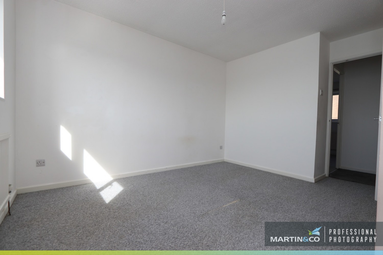 2 bedroom House for Sale Waltwood Park, Llanmartin