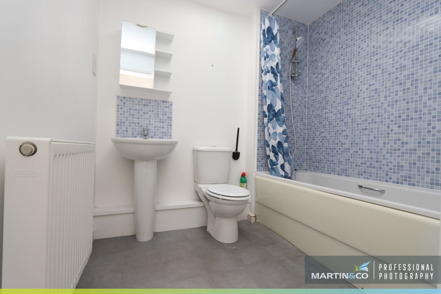 2 bedroom Flat for Sale Beading Close, Glan Lyn