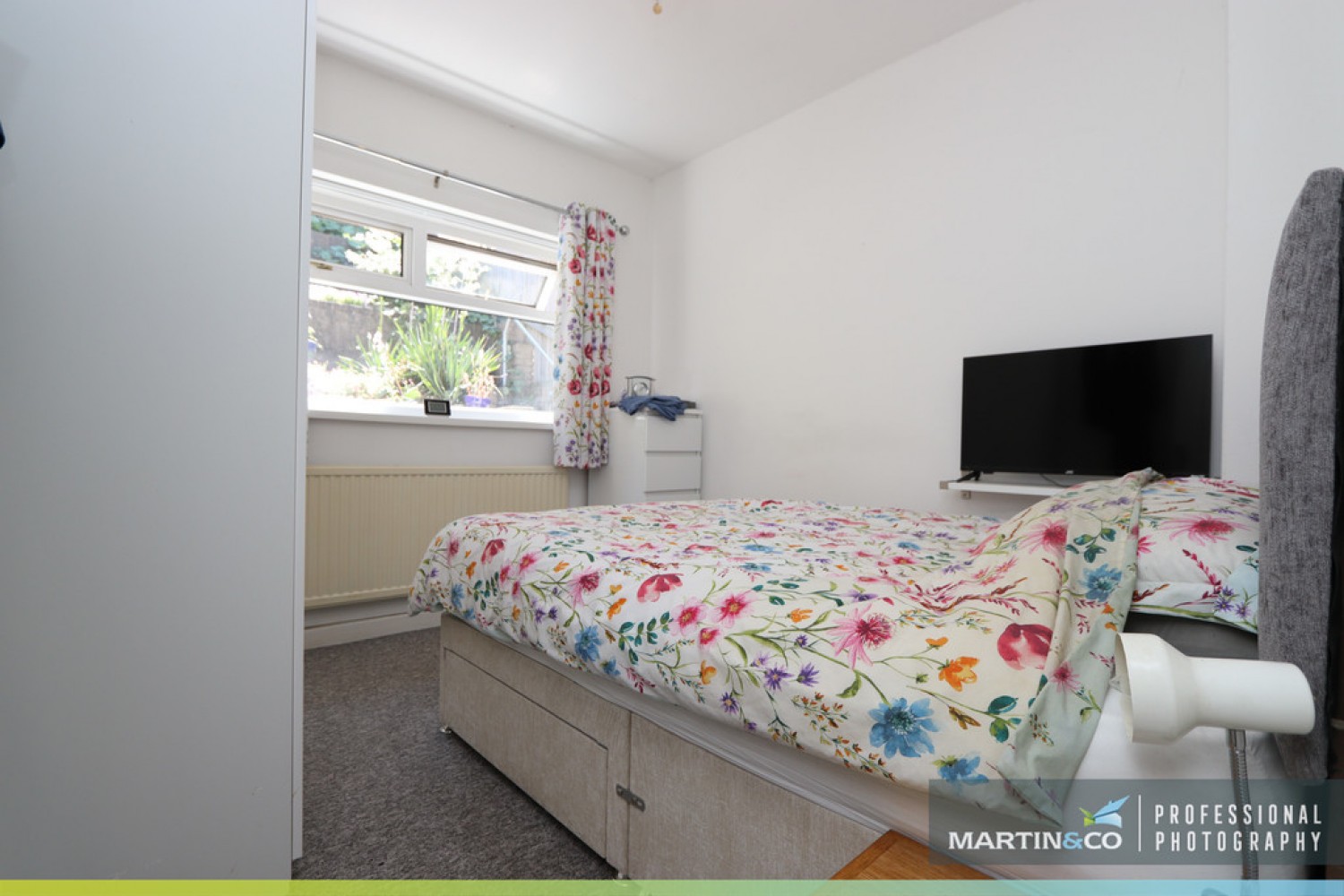 2 bedroom House for Sale East Grove Road, Newport