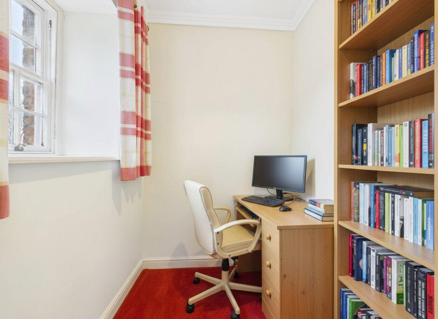 1 bedroom Flat for Sale Truro