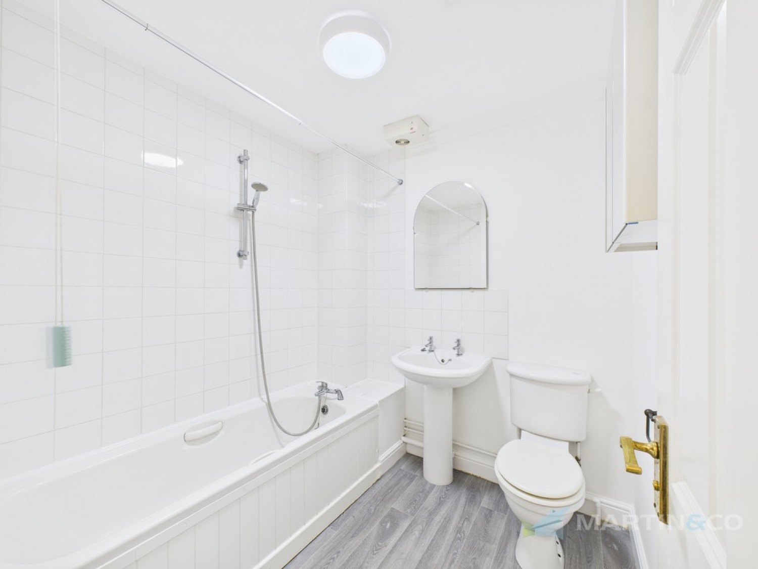 2 bedroom Flat for Letting Truro