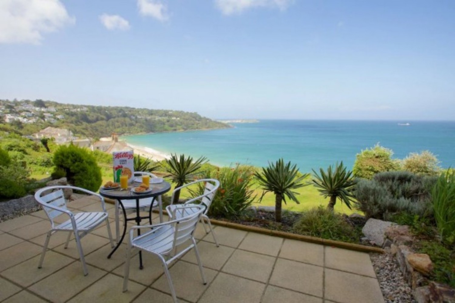 Carbis Bay