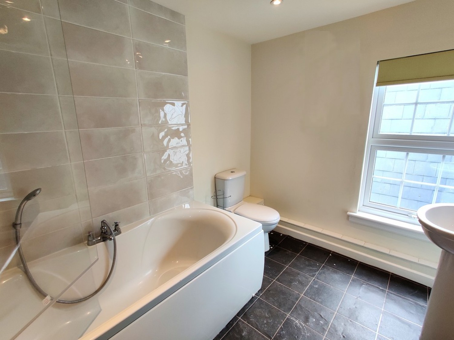 3 bedroom House for Letting Truro