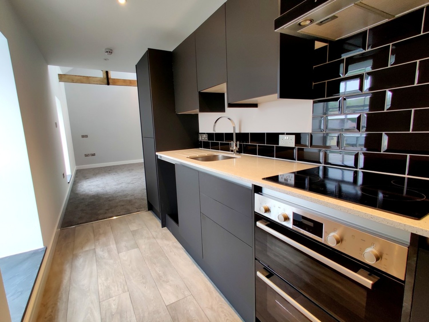 2 bedroom Flat for Letting Charlestown