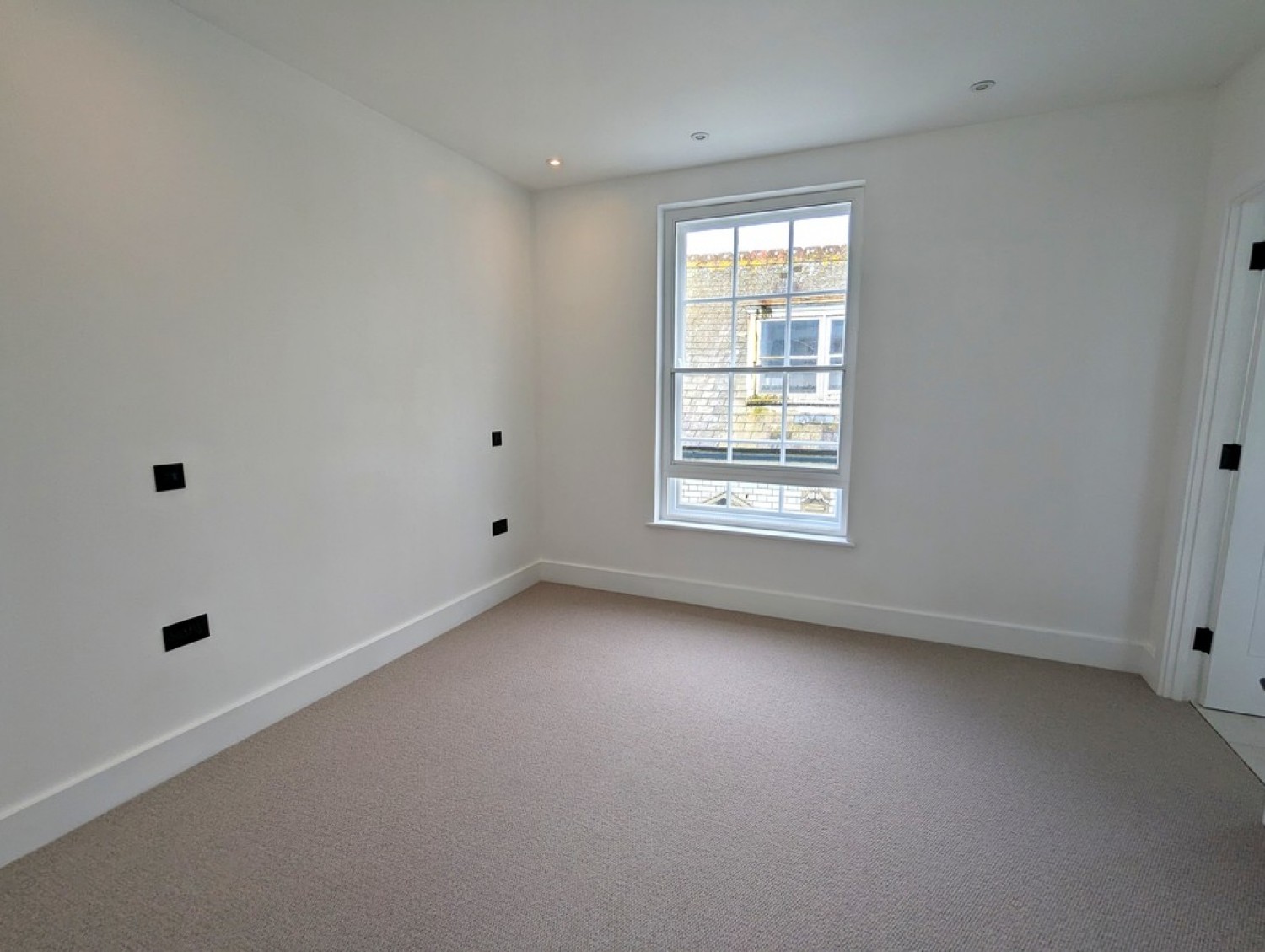2 bedroom Flat for Letting Cathedral Lane, Truro
