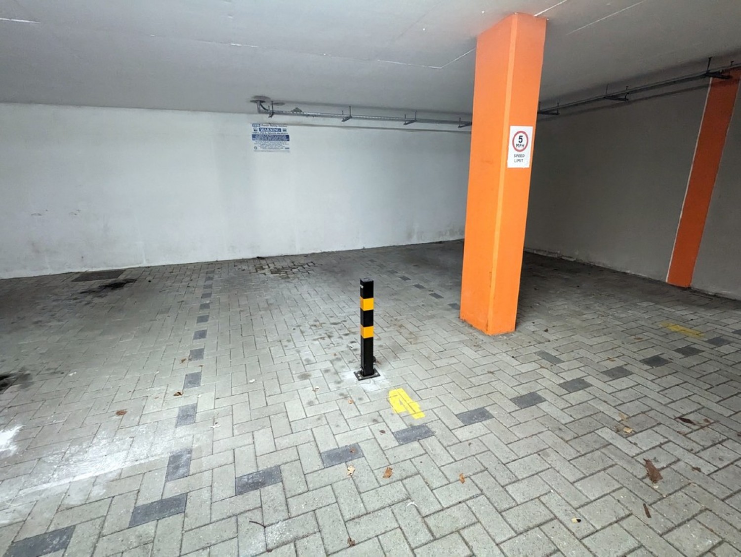 2 bedroom Flat for Sale Truro