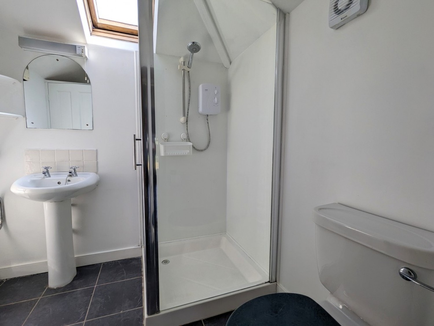 1 bedroom House for Letting Laity Moor