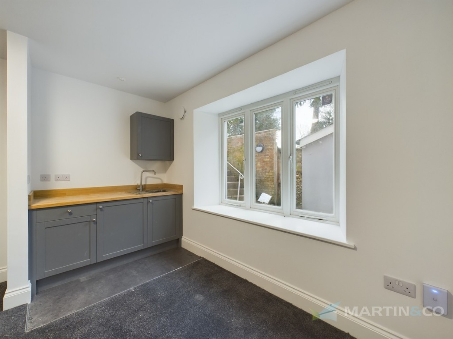 0 bedroom Flat in Truro