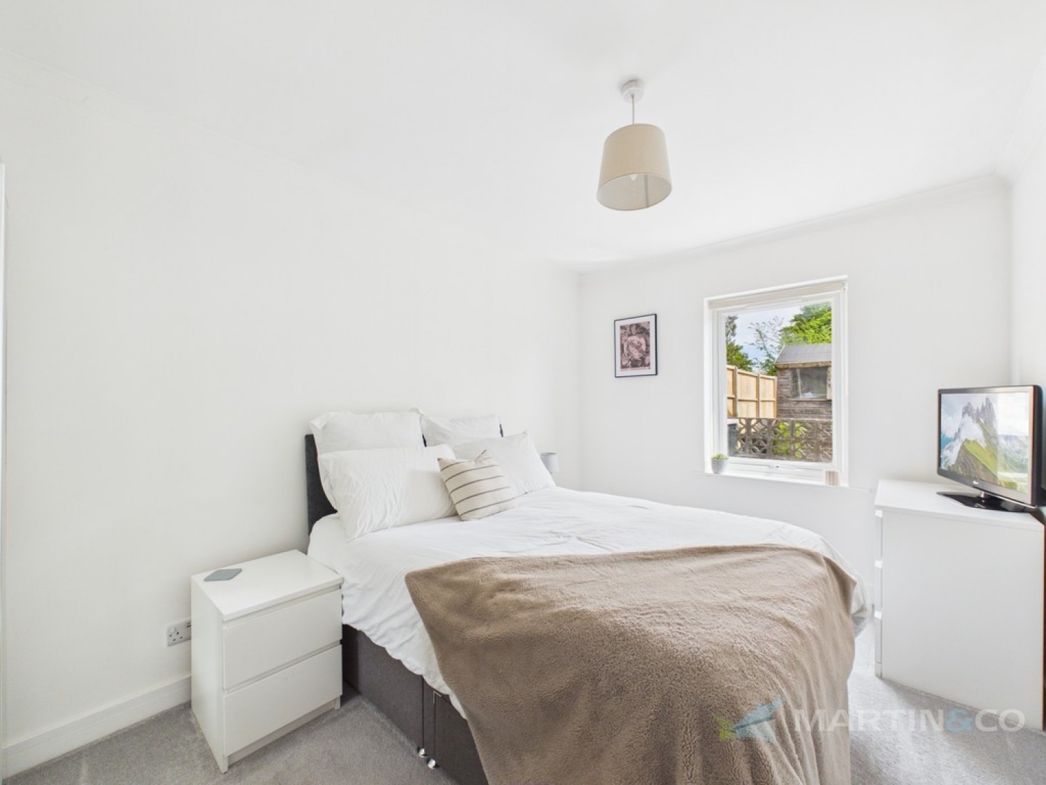 2 bedroom Bungalow for Sale St Erme