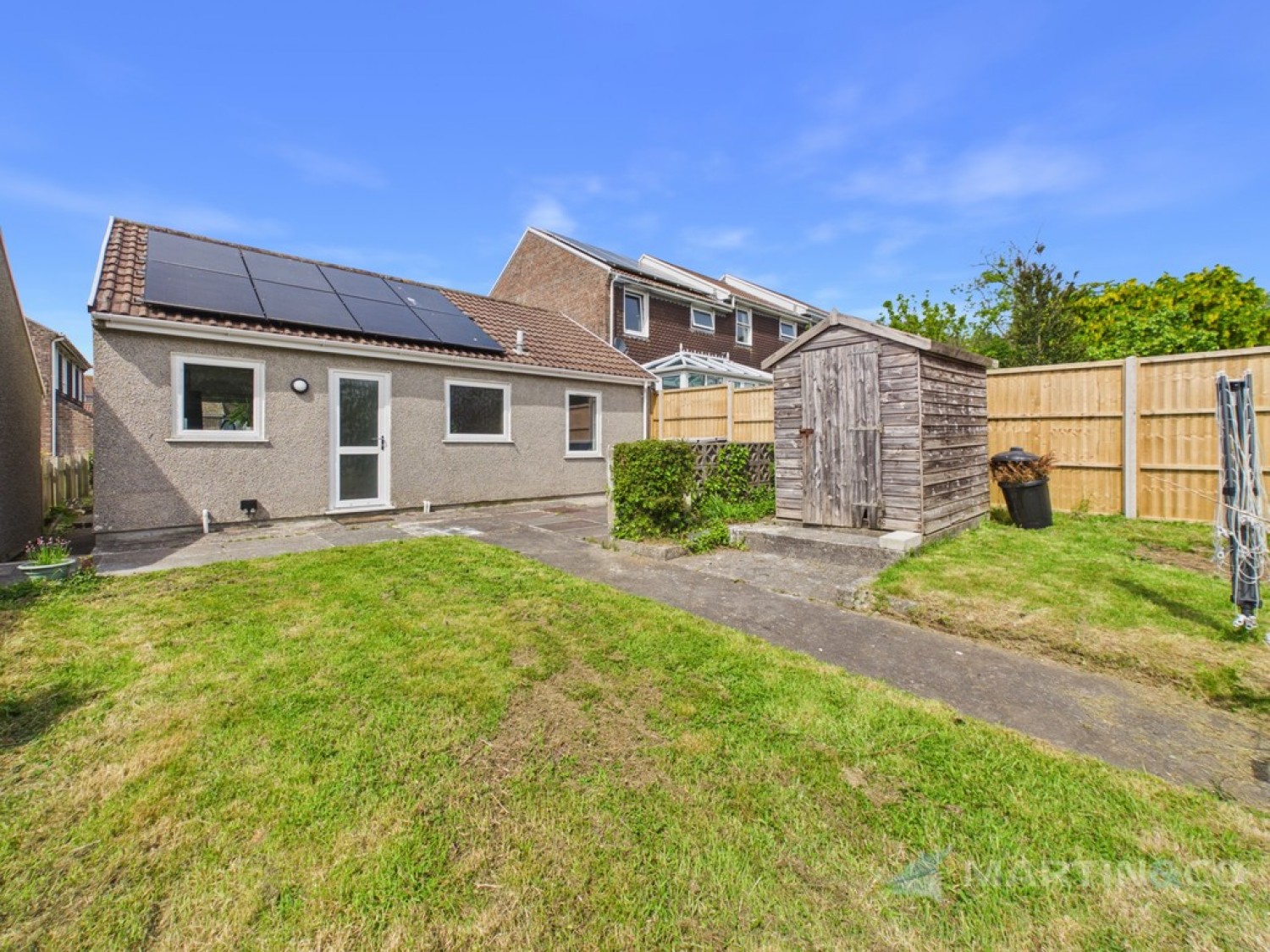 2 bedroom Bungalow for Sale St Erme