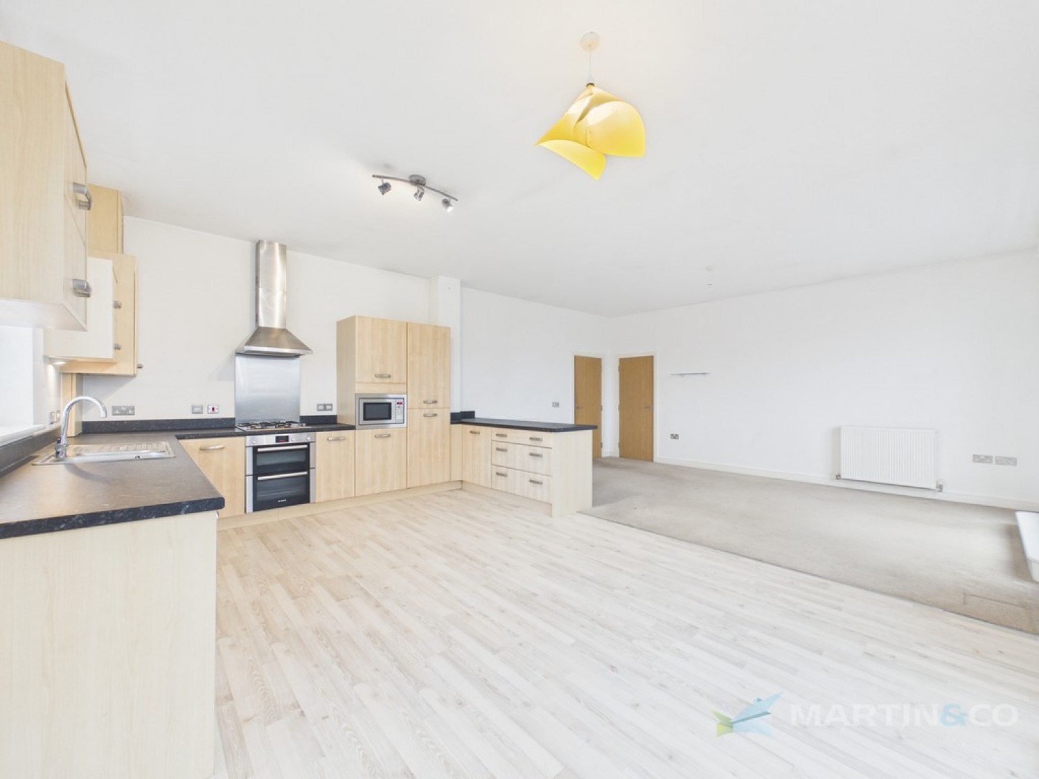 2 bedroom Flat for Sale Truro