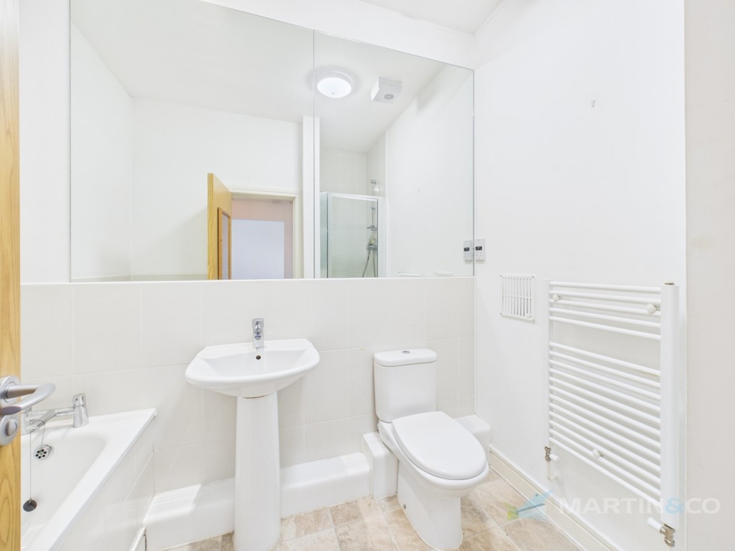 2 bedroom Flat for Sale Truro