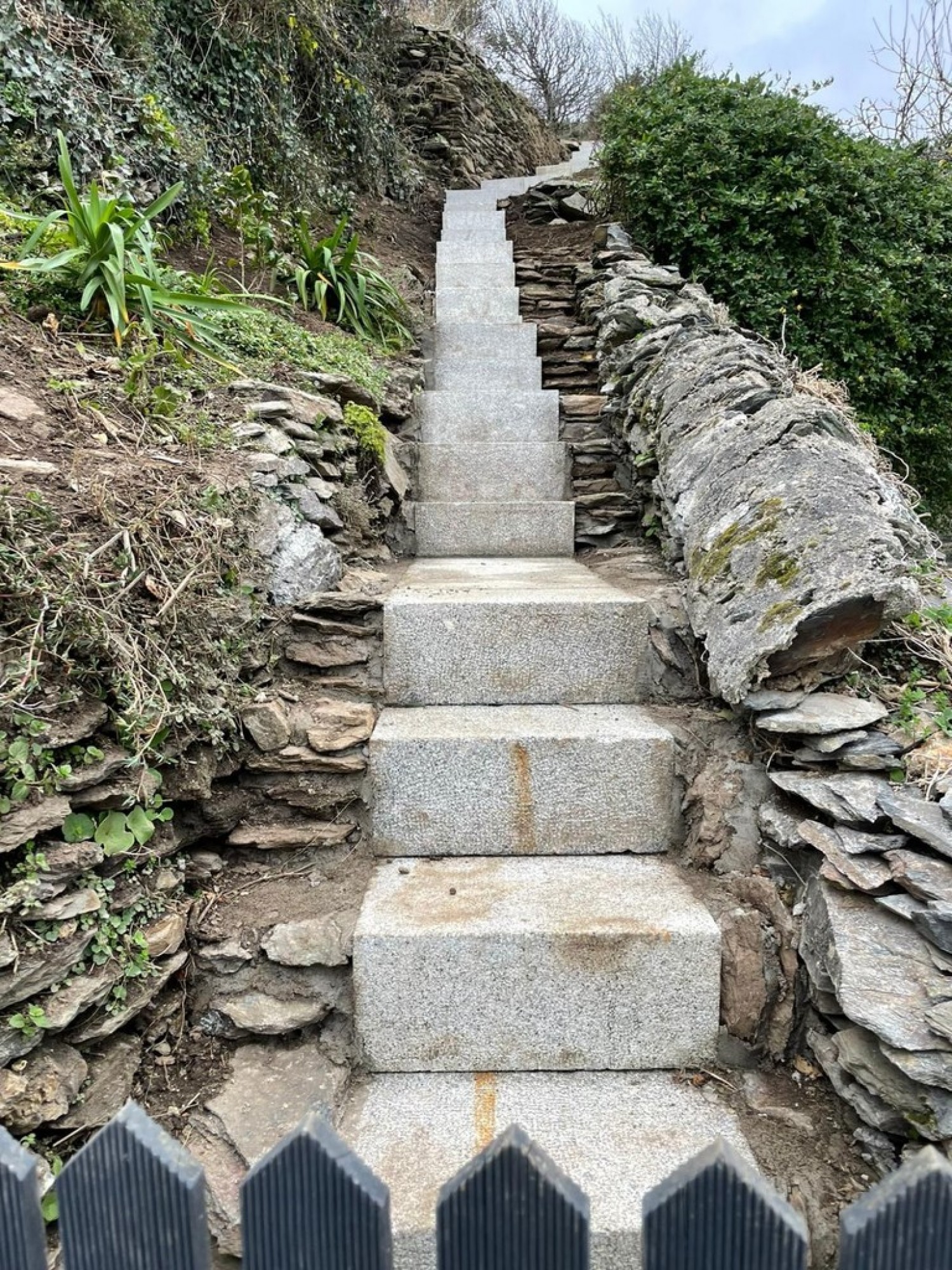 2 bedroom House for Auction Portloe, Truro, Cornwall