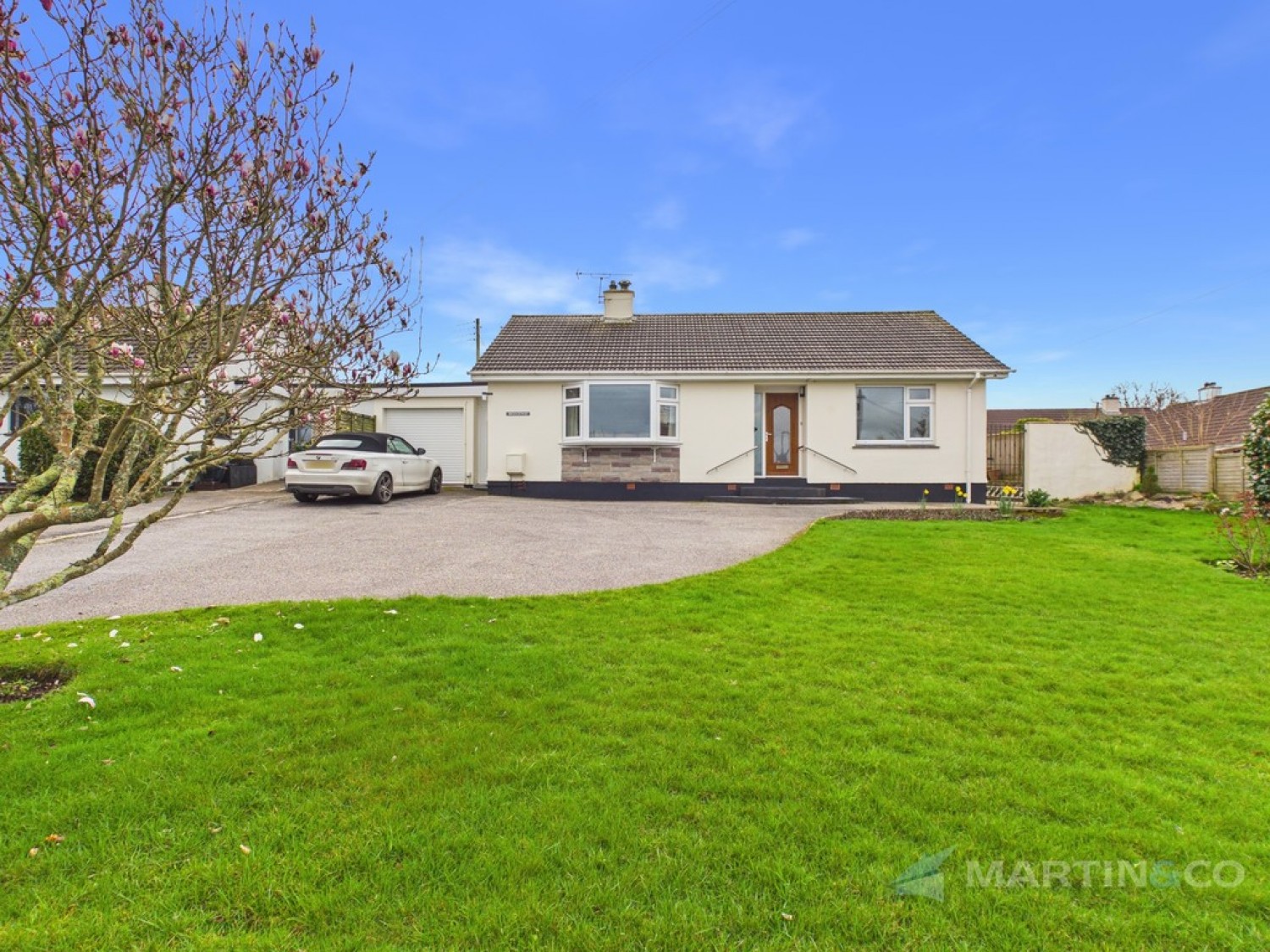 2 bedroom Bungalow for Sale Carnon Downs, Nr Truro, Cornwall