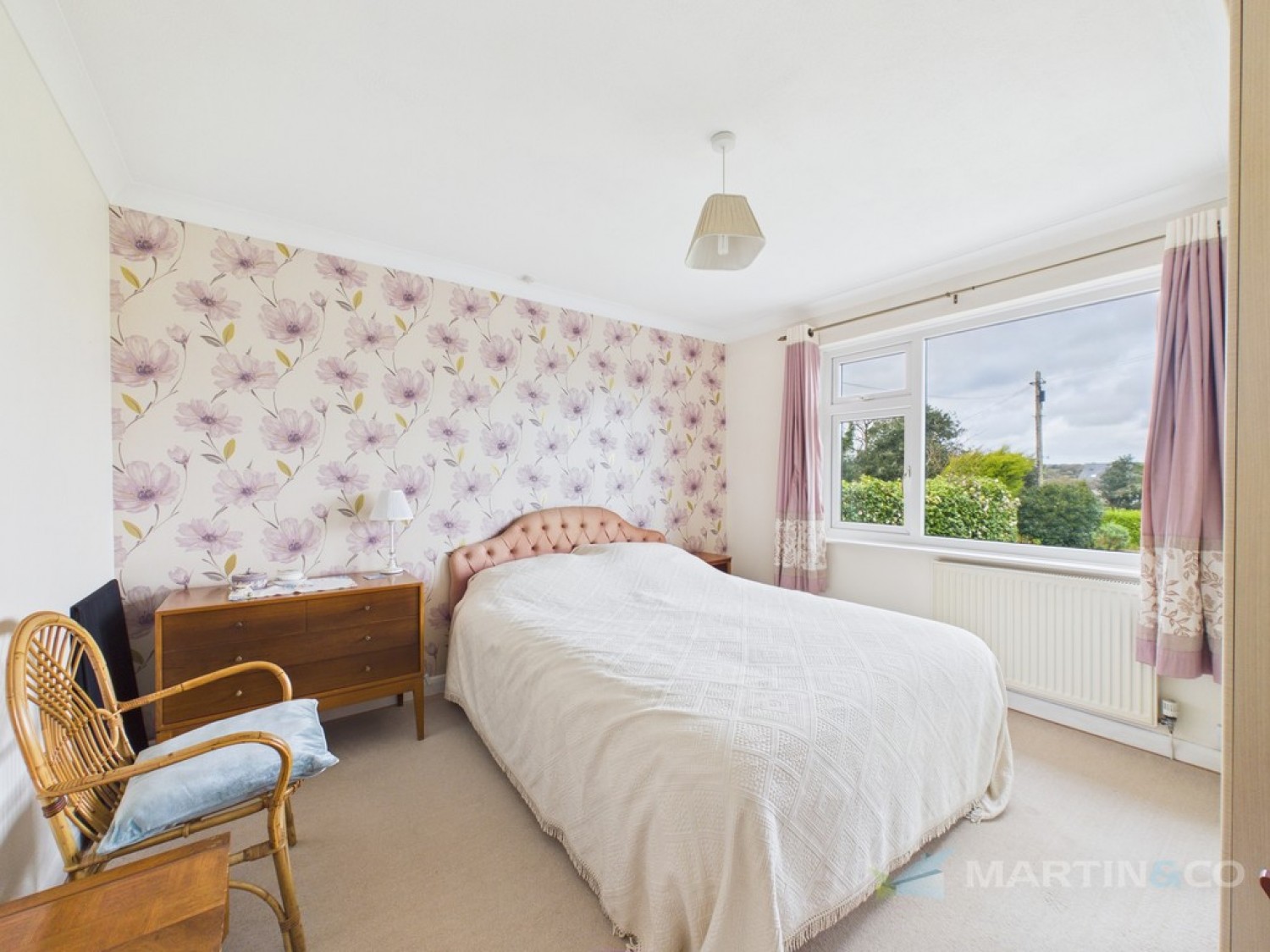 2 bedroom Bungalow for Sale Carnon Downs, Nr Truro, Cornwall