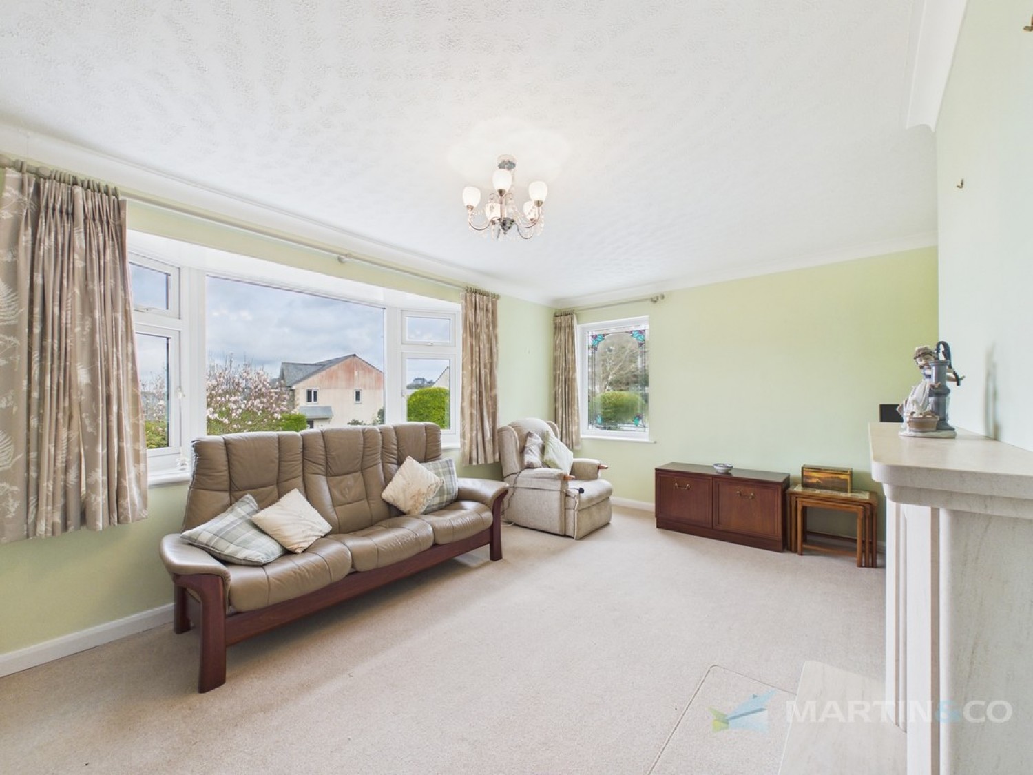 2 bedroom Bungalow for Sale Carnon Downs, Nr Truro, Cornwall