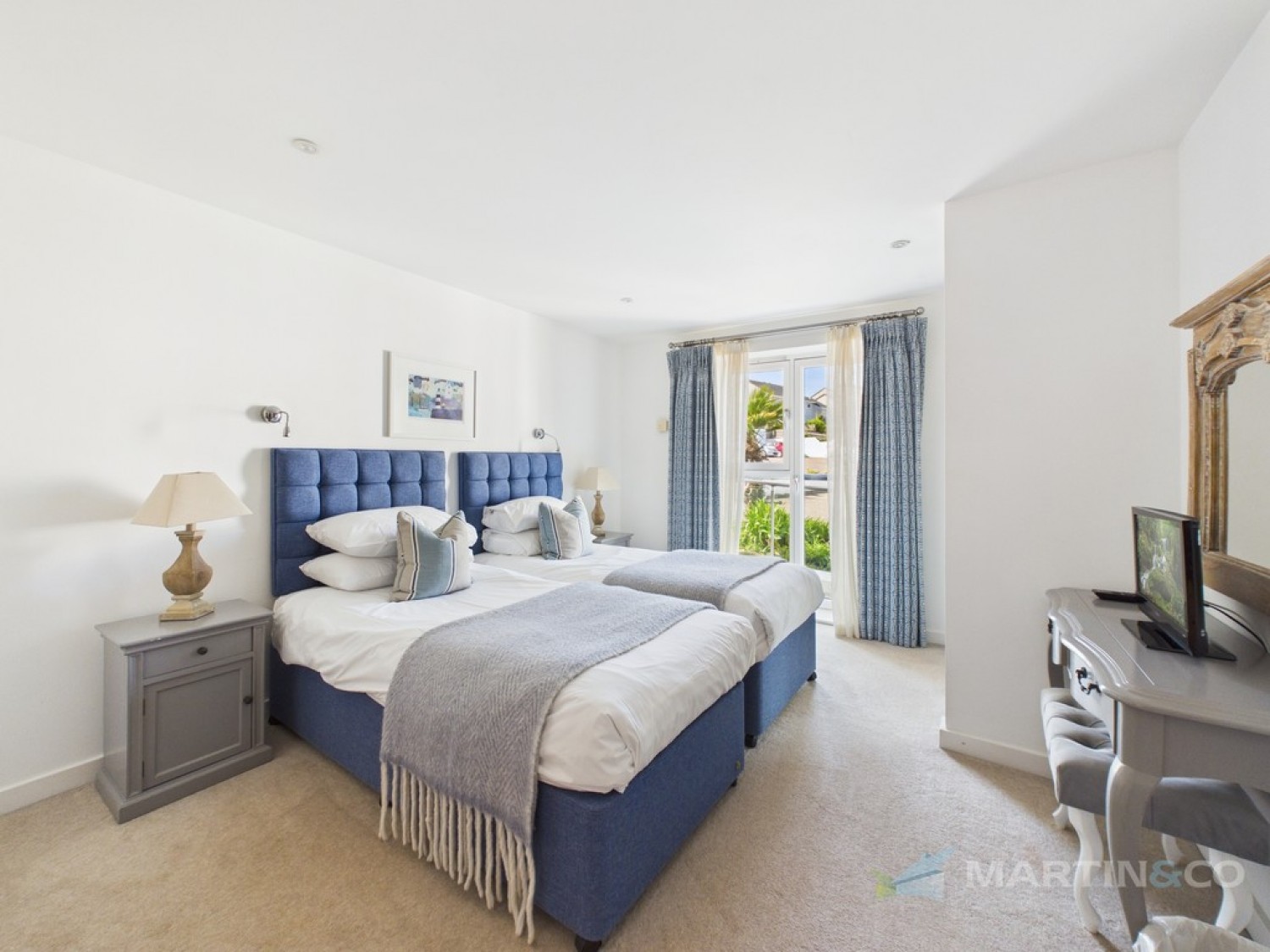 2 bedroom Flat for Sale The Sands, Carbis Bay