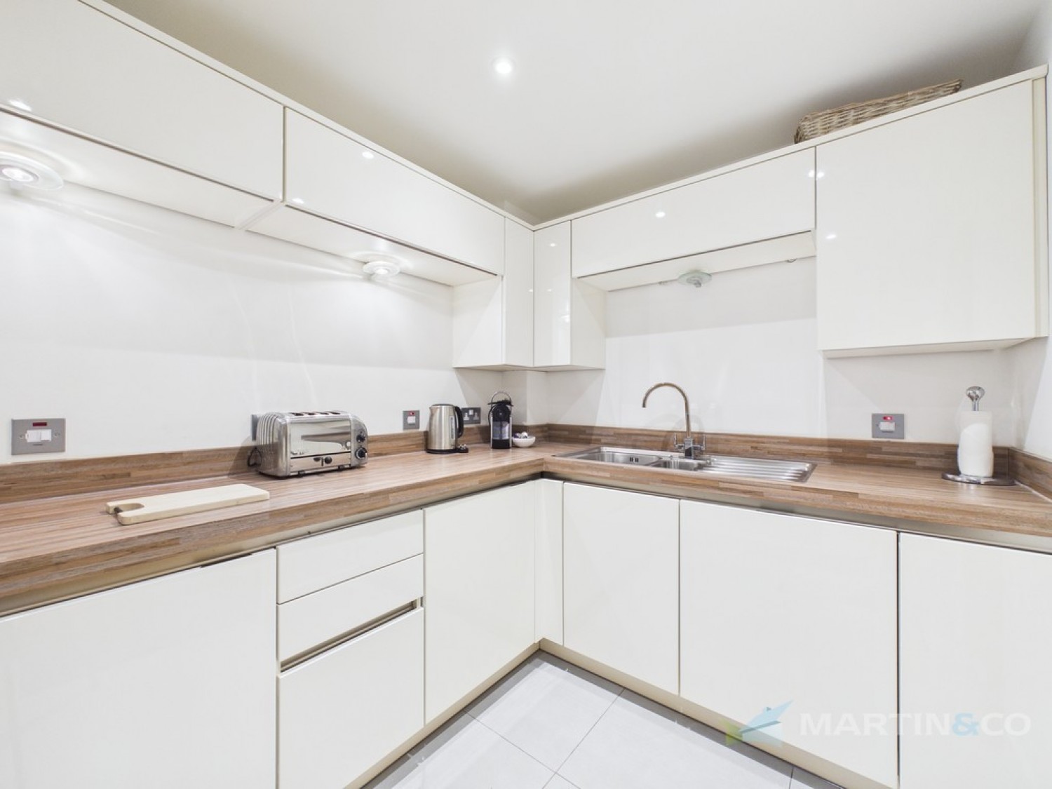 2 bedroom Flat for Sale The Sands, Carbis Bay