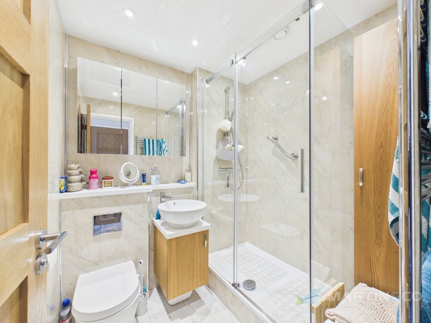 2 bedroom Flat for Sale Perranporth, Cornwall, England