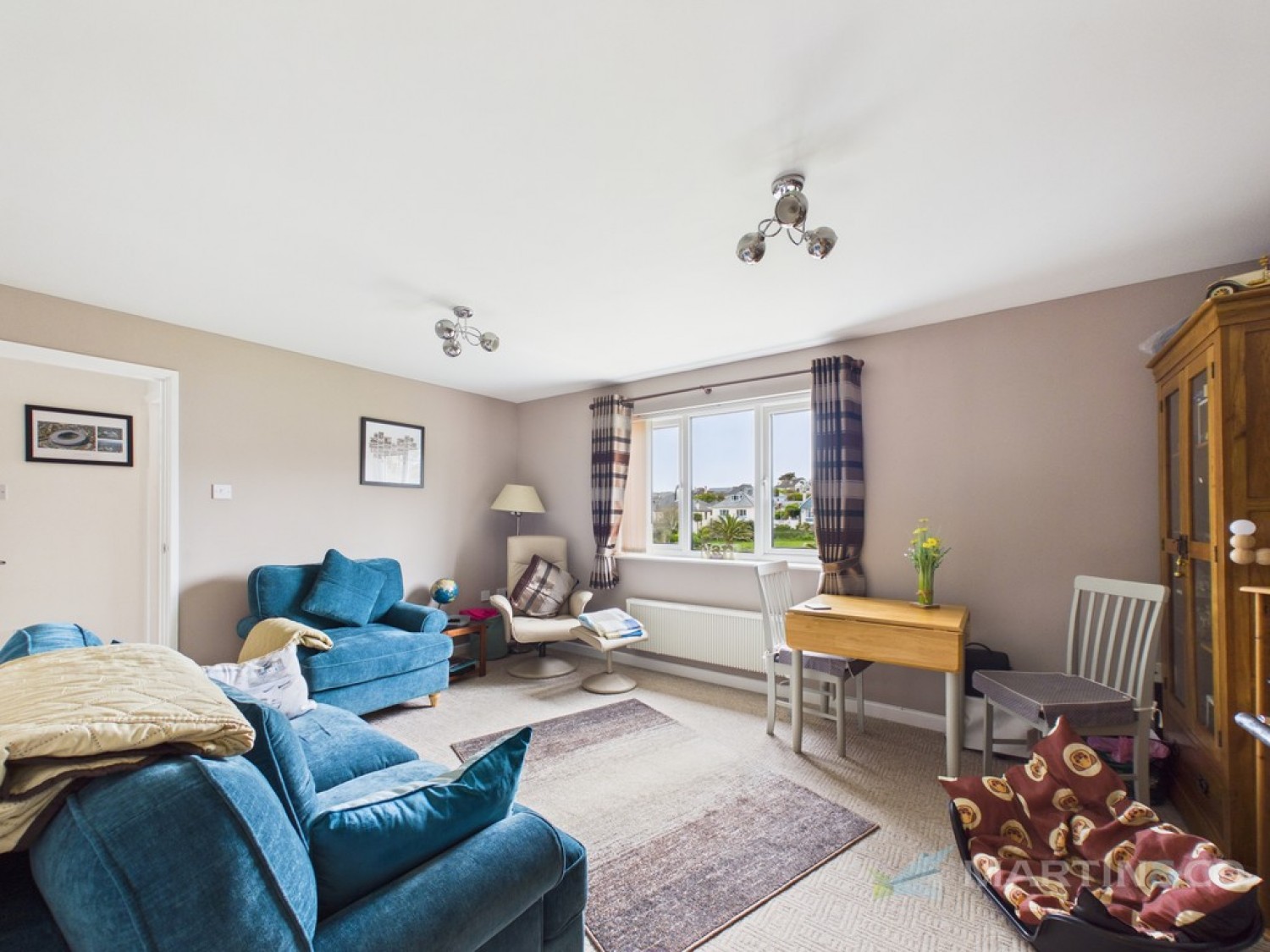 2 bedroom Flat for Sale Perranporth, Cornwall, England