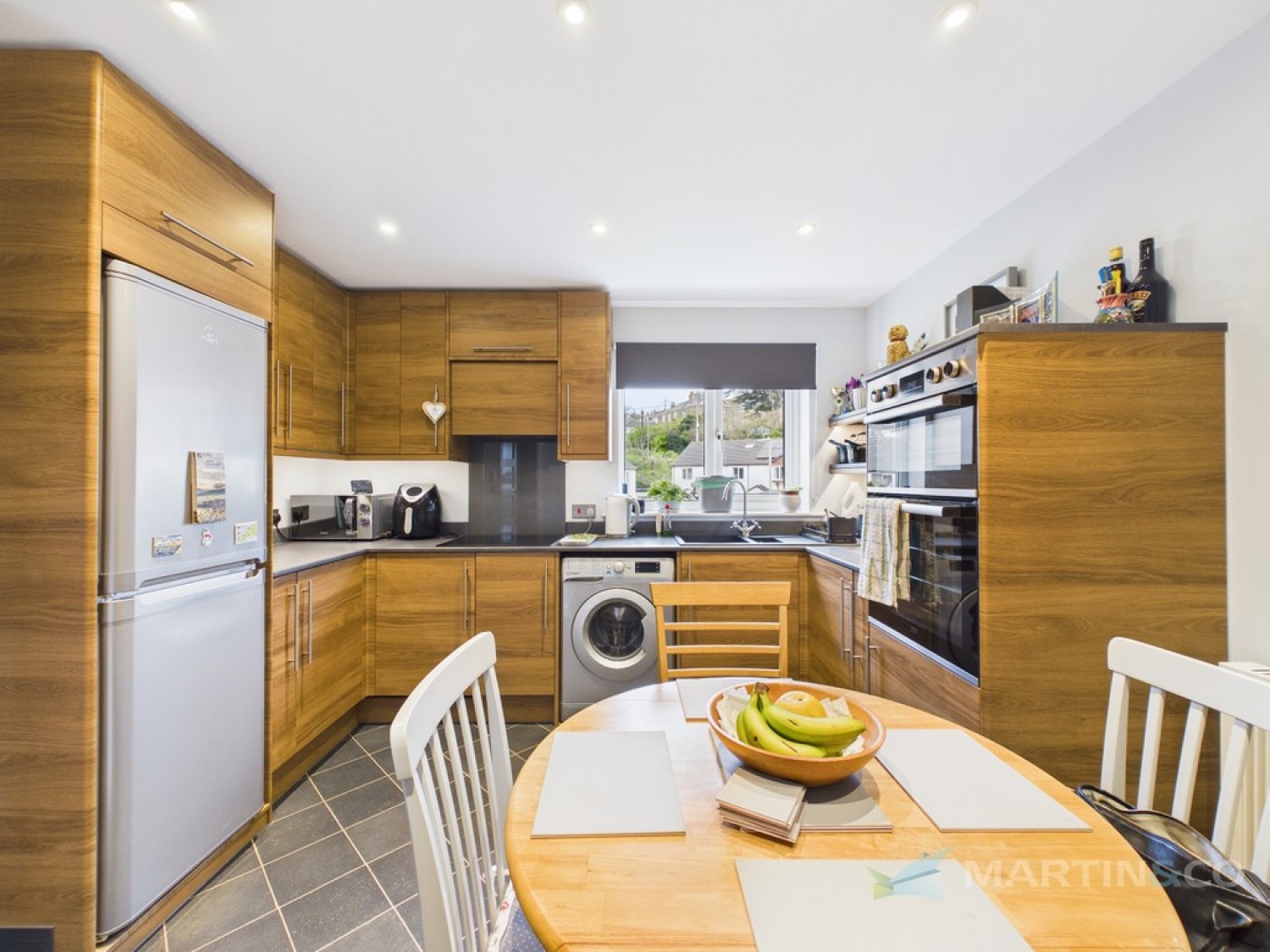 2 bedroom Flat for Sale Perranporth, Cornwall, England