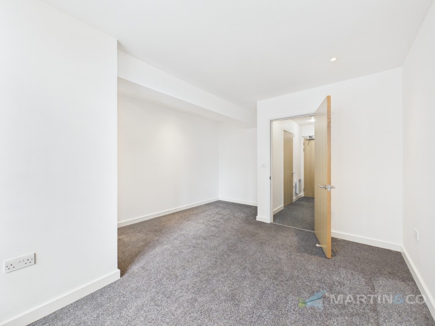 1 bedroom Flat for Letting Truro